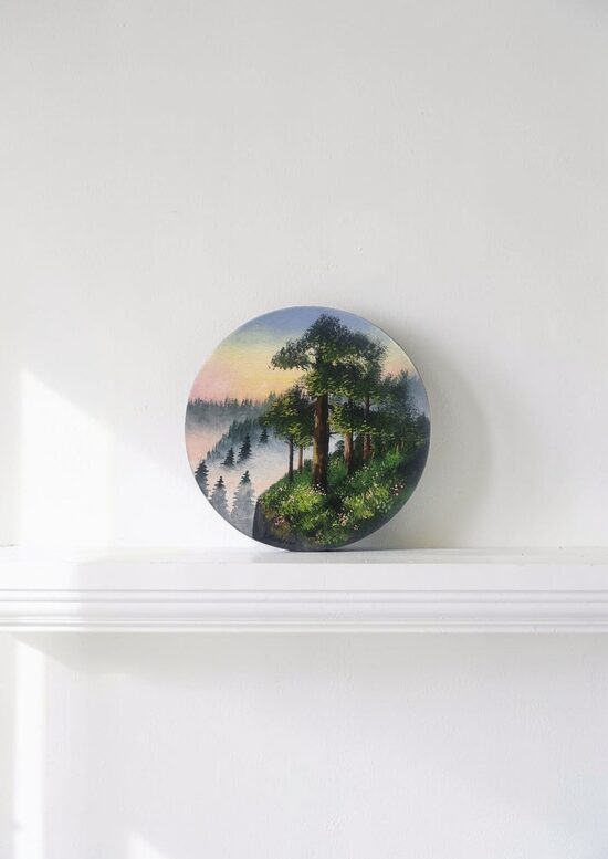 Round canvas painting-magnet